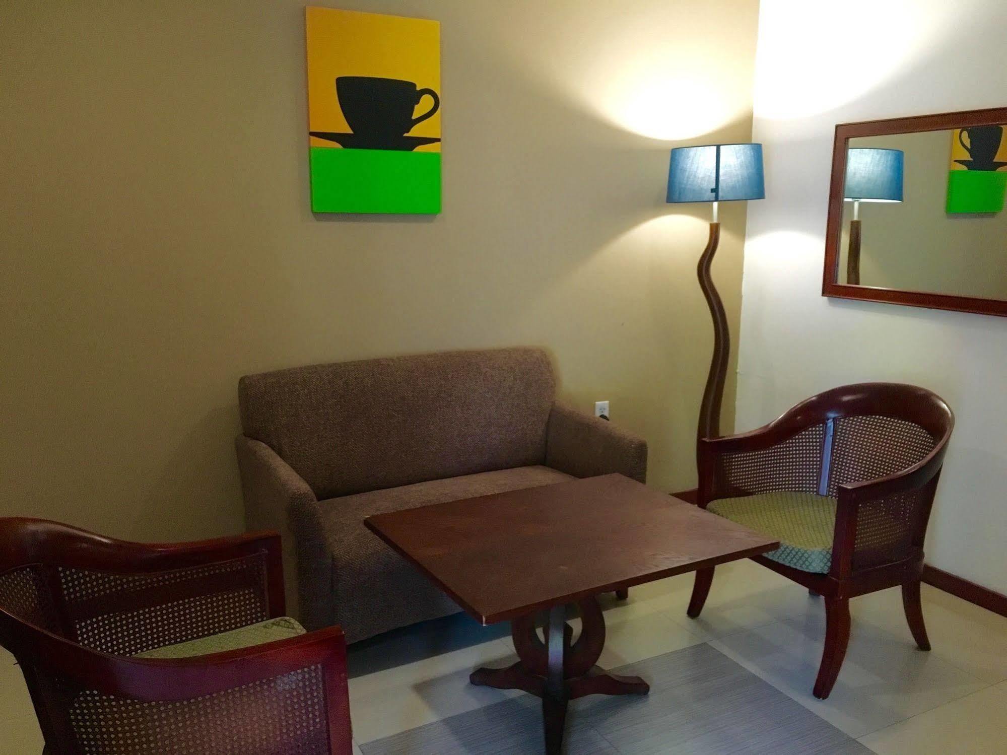 Curacao Suites Hotel Вилемстад Екстериор снимка
