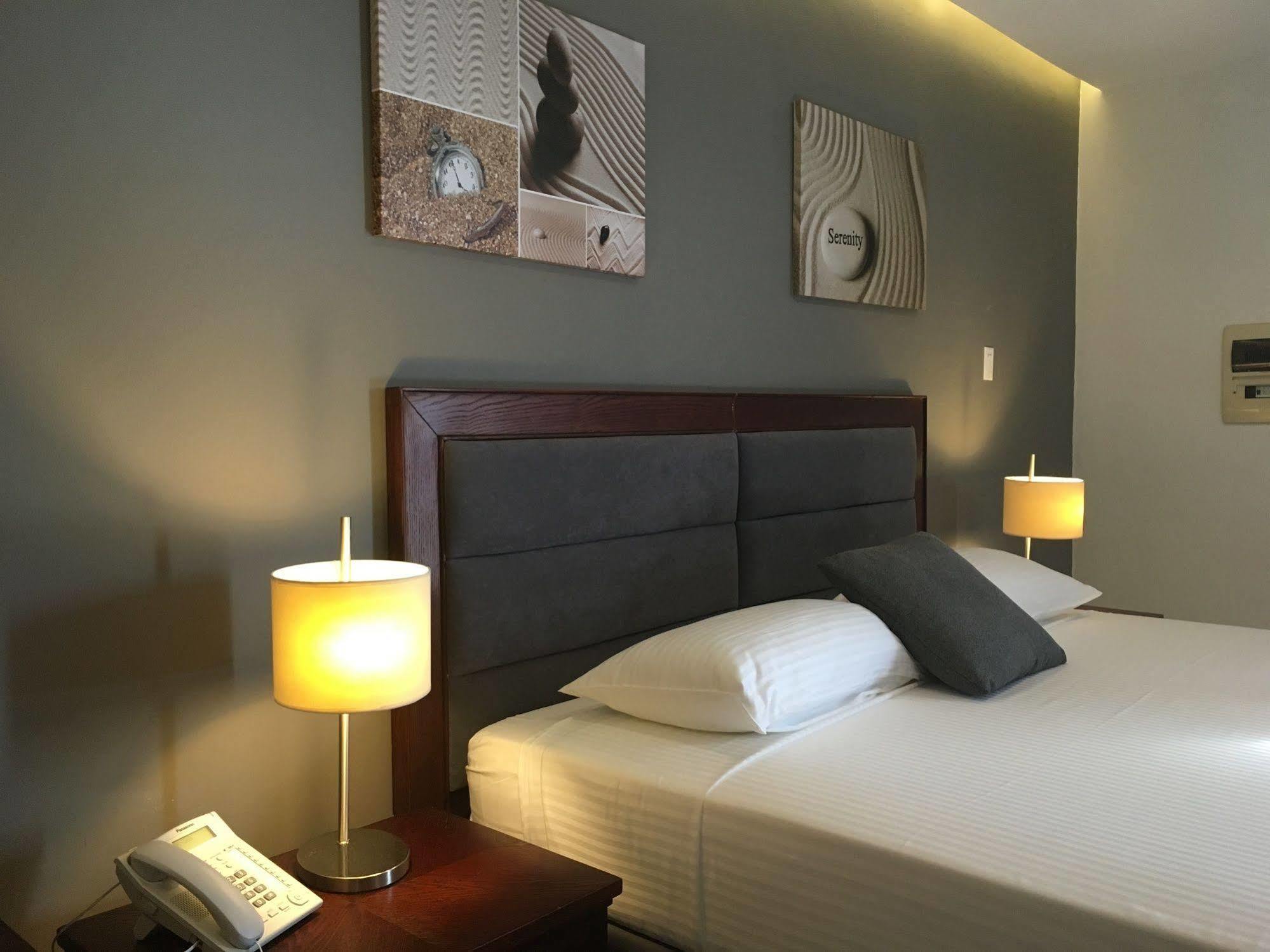 Curacao Suites Hotel Вилемстад Екстериор снимка